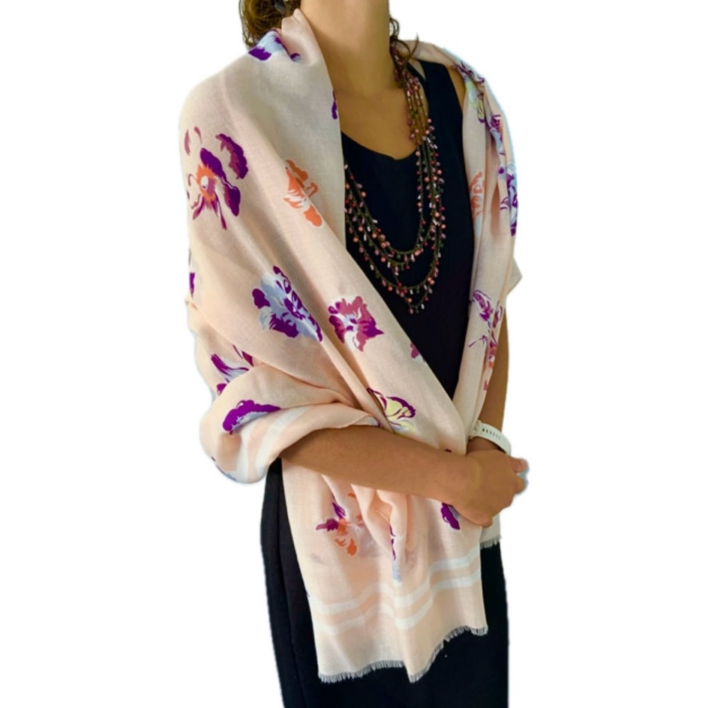 🎁Romantic Pink Peach Floral Oversize Scarf -Lightweight, Four-Season New